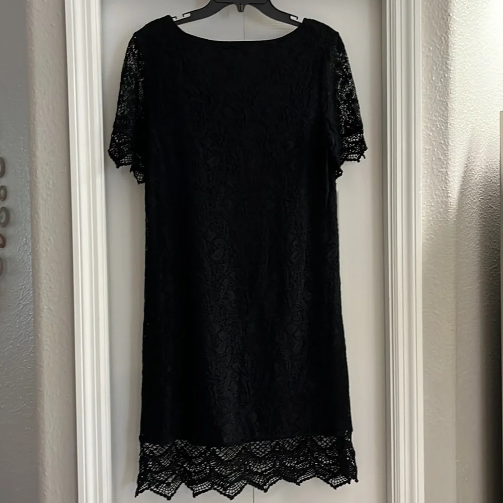 Lapis brand black lace dress- Large - Picture 2 of 7